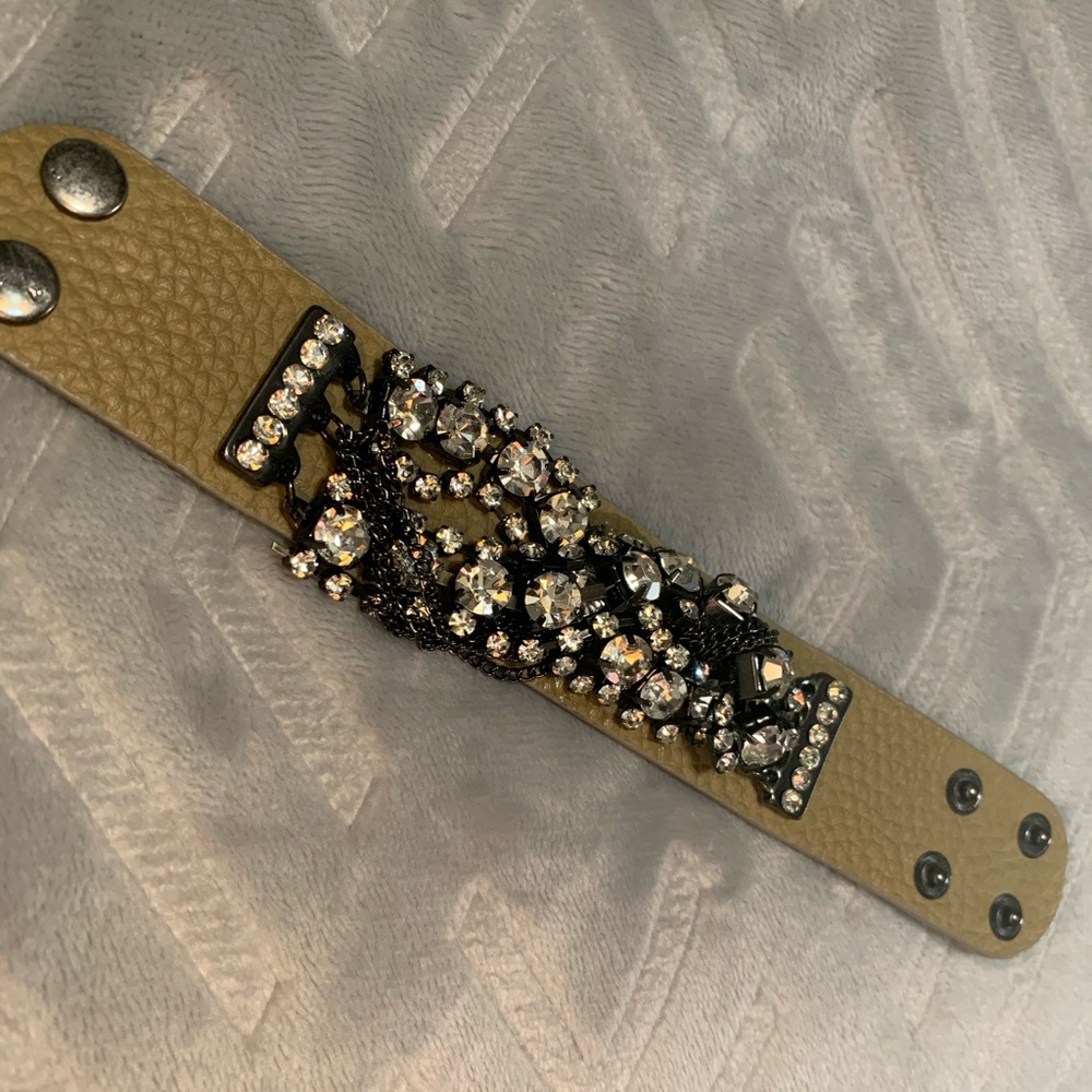 Rhinestone snap bracelet